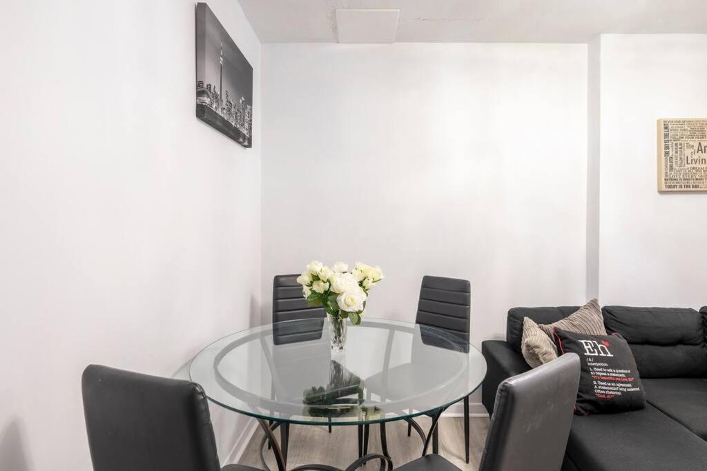 Harmony Home Near University Of Waterloo Ngoại thất bức ảnh