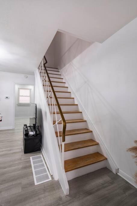 Harmony Home Near University Of Waterloo Ngoại thất bức ảnh